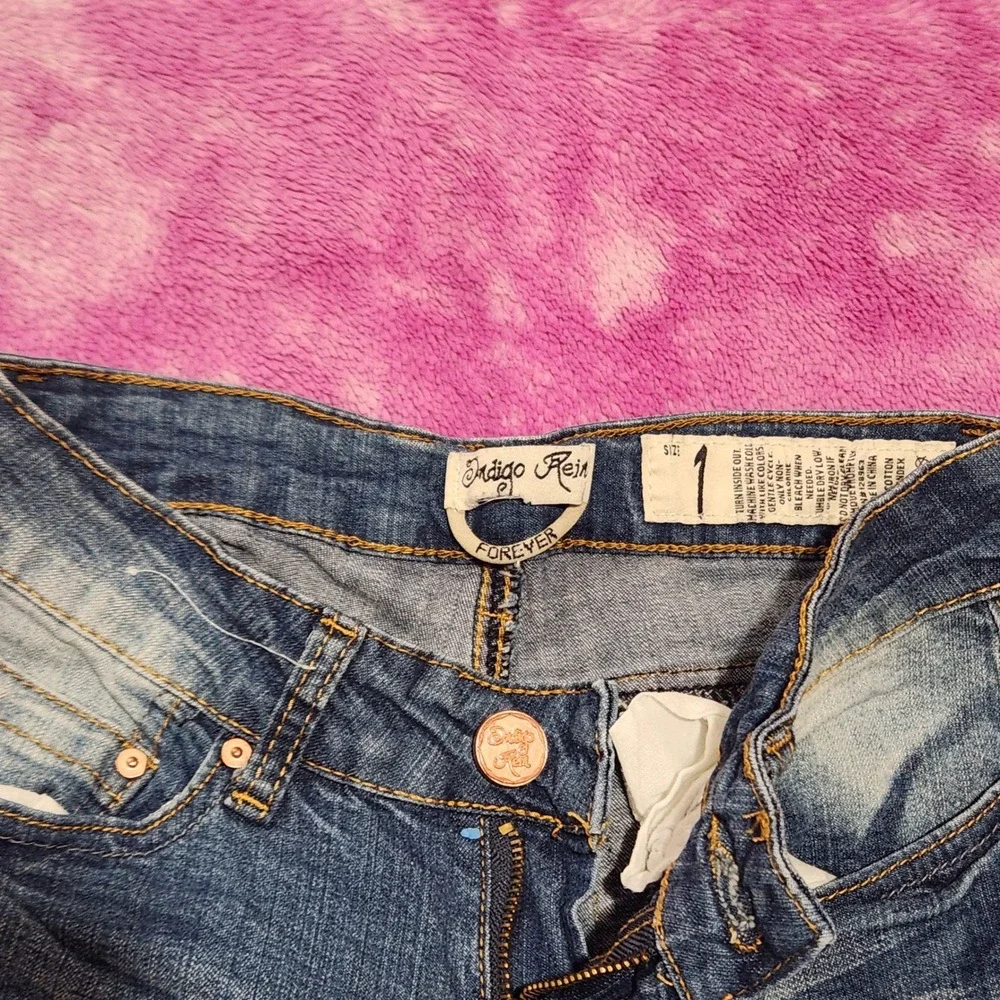 Indigo Rein Jeans Women's Size 1 Ultra‎ Low Rise Skinny Blue Embroidered Pocket